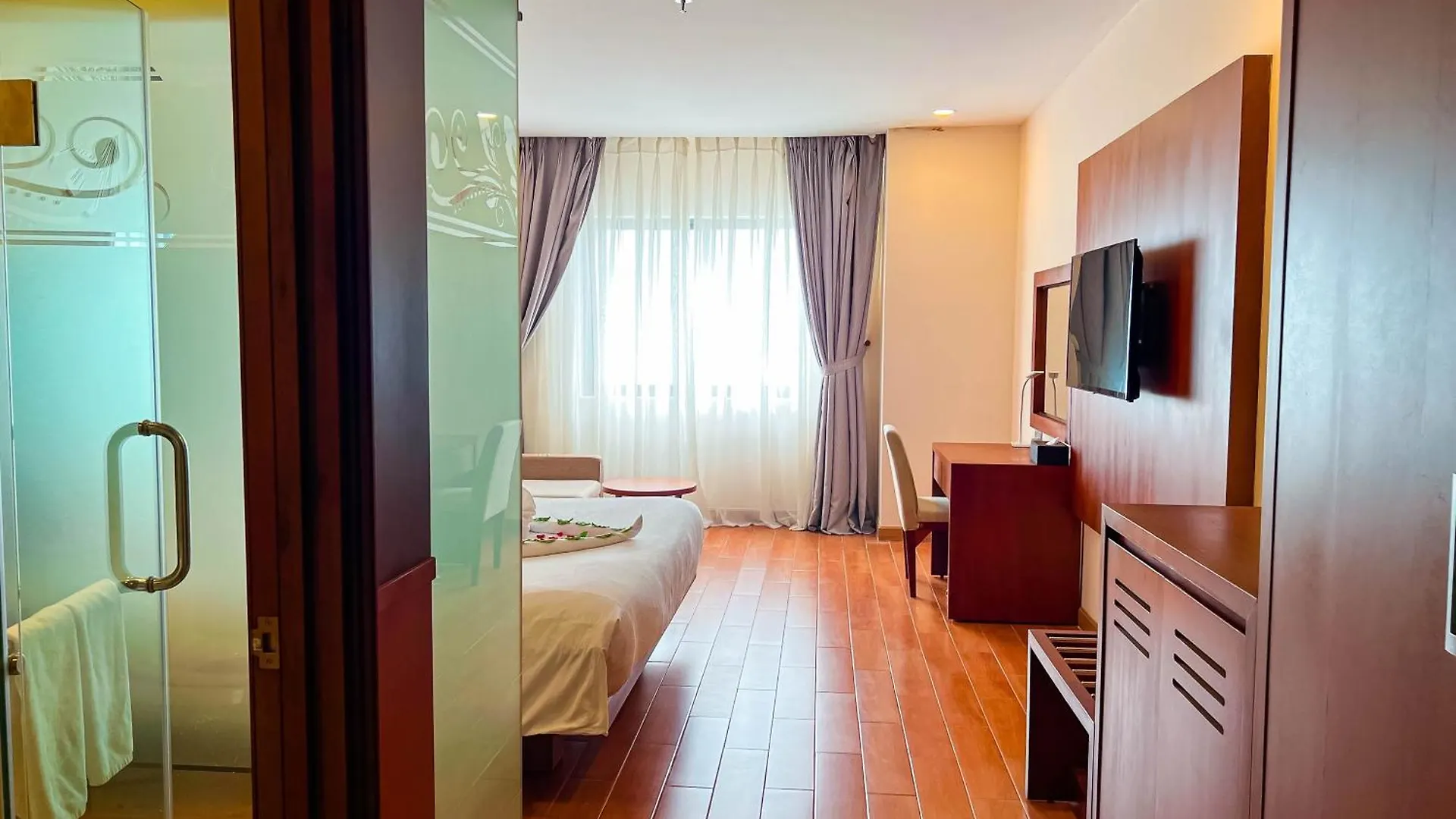 Galina Hotel & Spa Nha Trang 4*,